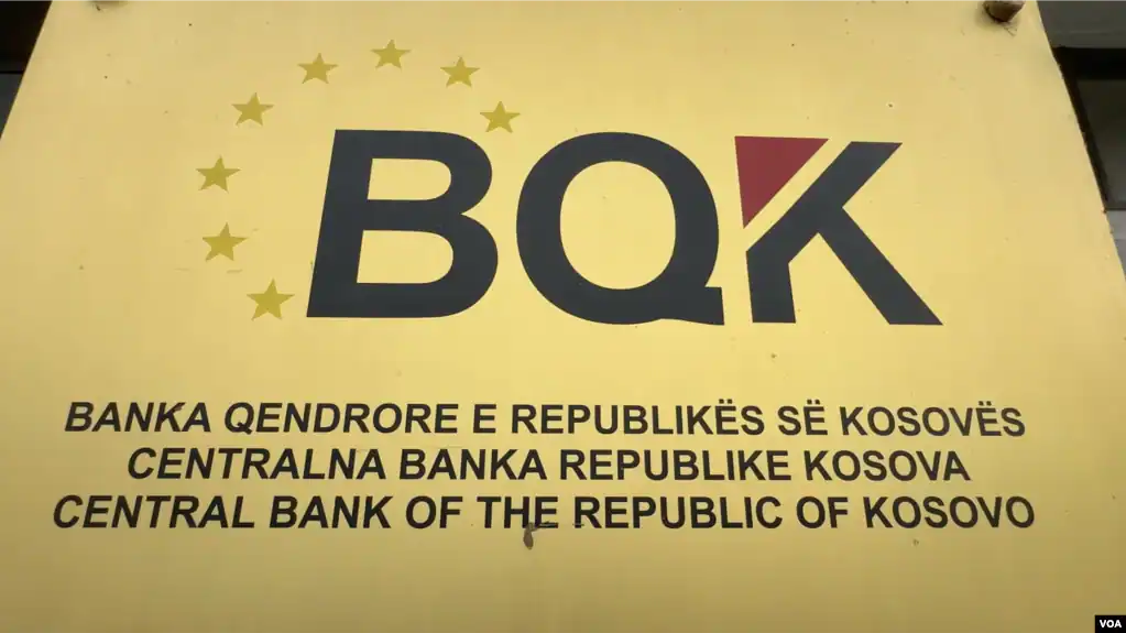 banka qendrore e kosoves ndaloi perdorimin e dinarit serb vendet e quint it kerkojne pezullimin e vendimit