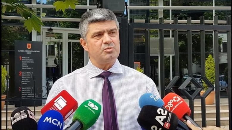 emri akuzohet si pjese e grupit te personave qe tentuan te korruptonin gjyqtaret e apelit gjykata le ne burg kreun e dhomes se avokatise