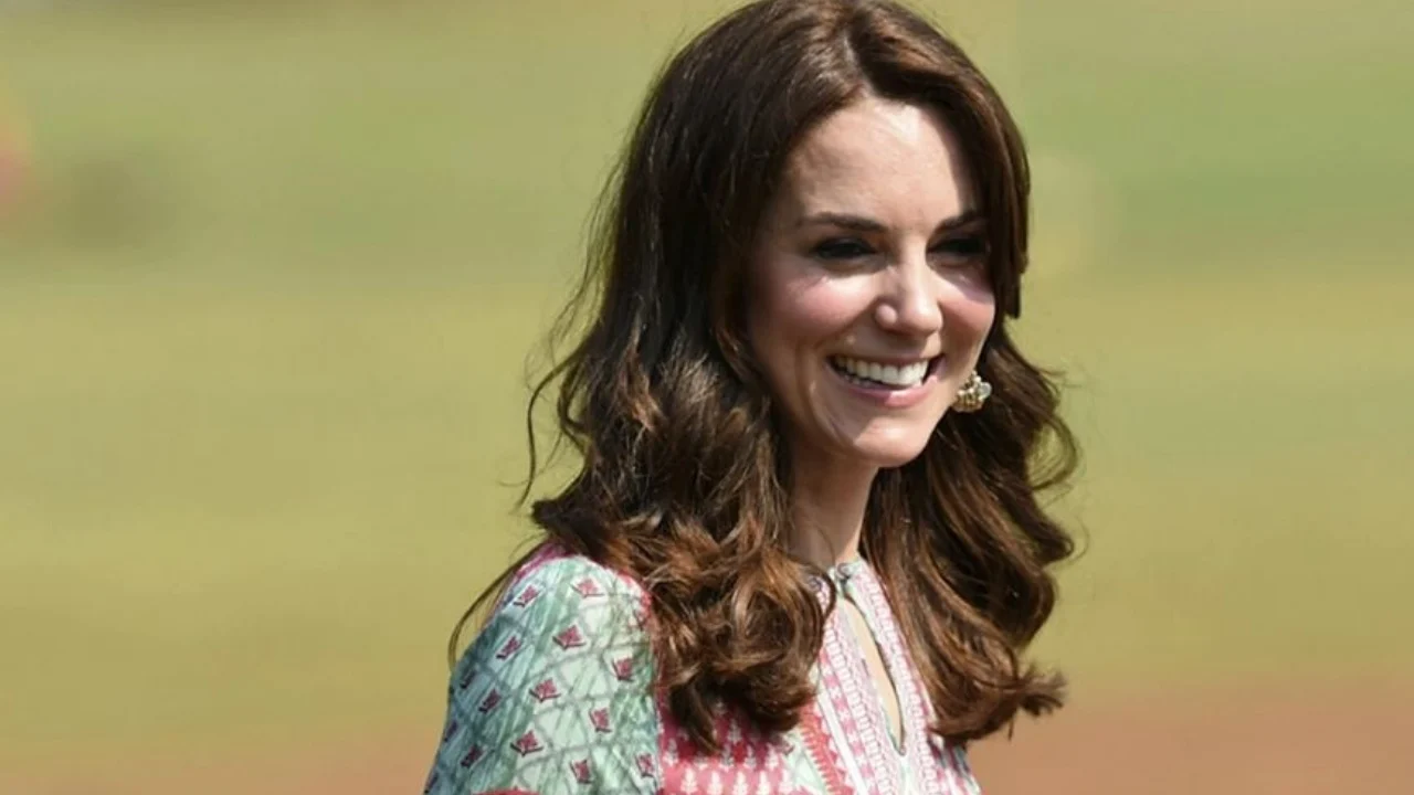 Kate Middleton del nga spitali pas 14 ditësh, si është gjendja e princeshës së Uellsit