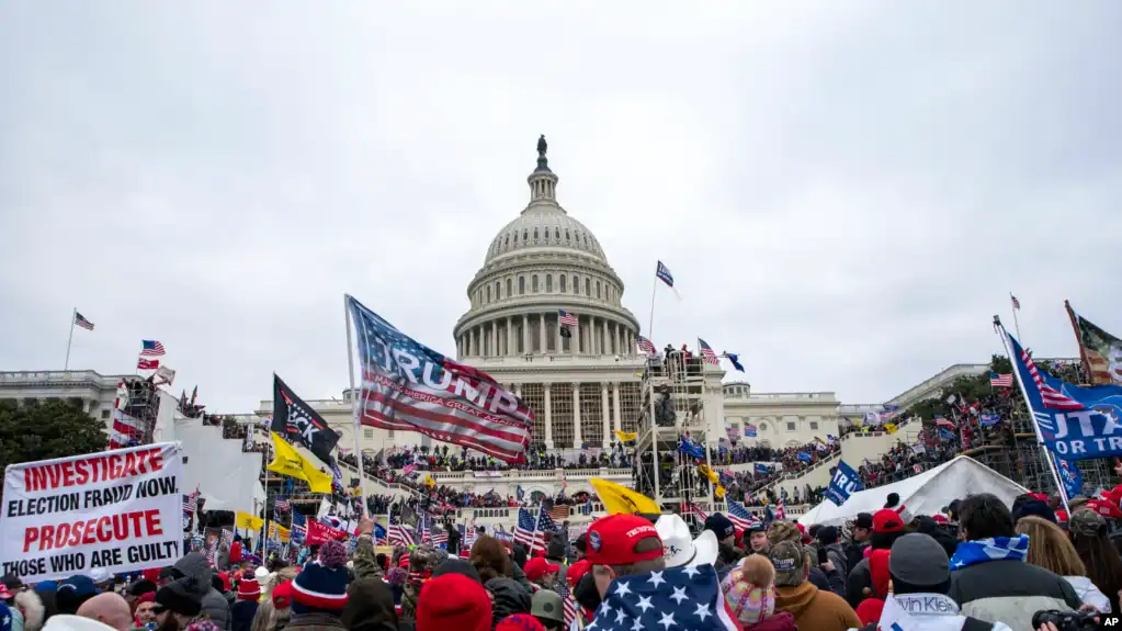 nuk perfundojne telashet per trump propozohet heqja e emrit te tij nga fletevotimi ne illinois per zgjedhjet paraprake