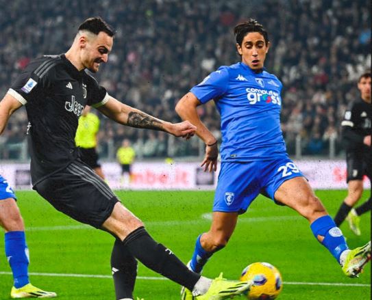 video juventus ben vetevrasje ne torino empoli i shqiptareve ndal hapin e bardhezinjve