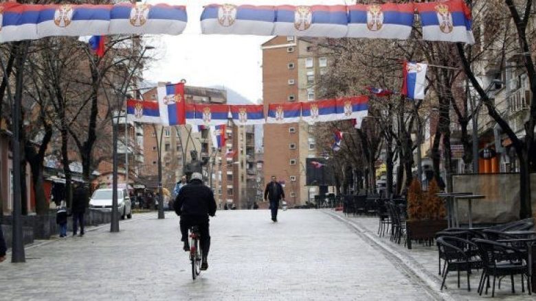 ceshtja e dinarit pensionistet serbe protestojne sot ne veri te kosoves