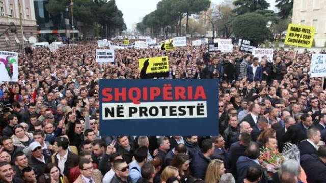 detajet protesta e opozites me 20 shkurt jo date rastesore skenaret qe priten te ndodhin