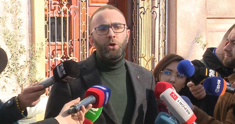 do te vijoje aksioni ne parlament bardhi per marreveshjen rama meloni vendimi i kushtetueses tradhti kombetare