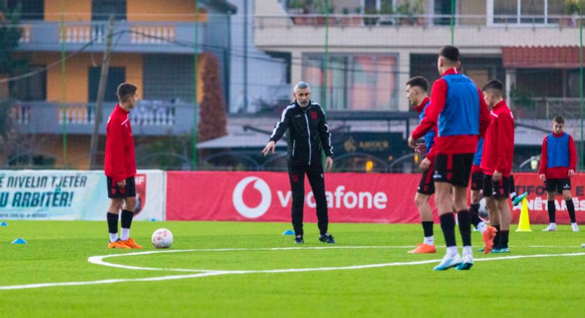 kombetarja u 17 seleksionim tre ditor me lojtaret qe aktivizohen ne kampionatin shqiptar