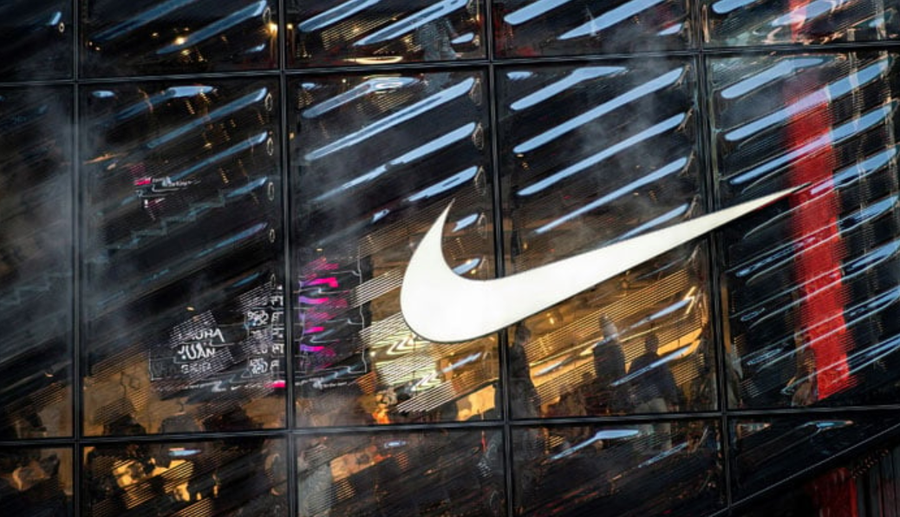 nike redukton fuqine punetore pas renies drastike te kerkeses