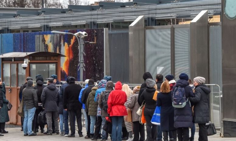 persekutim politik dhe ruset kerkojne shpetim ne korene e jugut pesefishohen aplikimet per azil