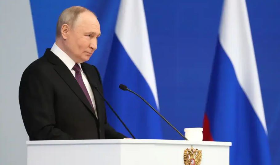 putin paralajmeron per rrezikun e nje lufte berthamore me nato n rusia duhet te forcoje krahun perendimor te ushtrise se saj