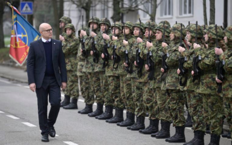 sherbimi i detyrueshem ushtarak nuk eshte pergatitje per lufte ministri serb i mbrojtjes shuan zerat nuk ka lidhje me kosoven