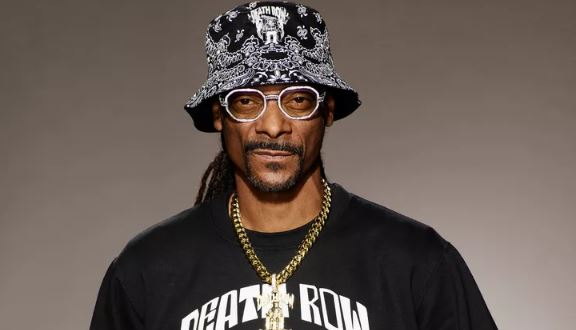 snoop dogg kritikon cmimet grammy