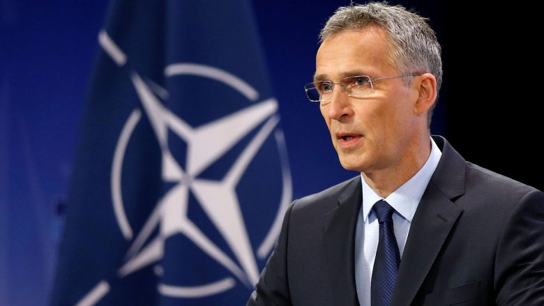 Stoltenberg thirrje evropianëve të rrisin prodhimin e armëve: NATO nuk po kërkon luftë me Rusinë, por të përgatitemi!