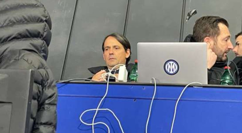 tek inter shenojne edhe mbrojtesit si inzaghi permbysi romen me nje telefonate nga tribuna