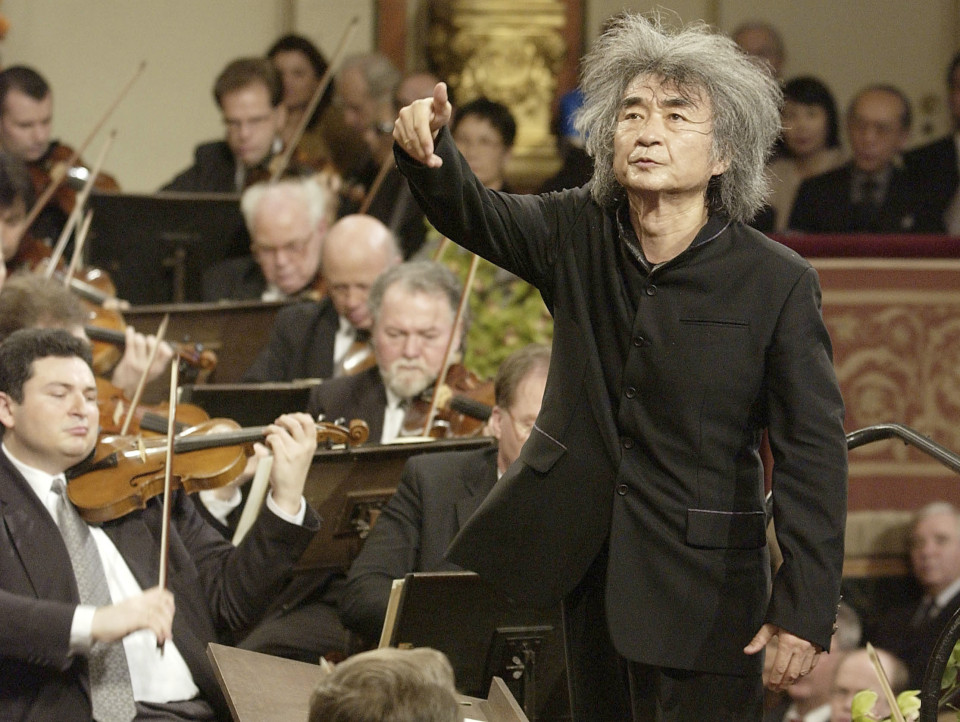 vdes ne moshen 80 vjecare dirigjenti i njohur japonez seiji ozawa