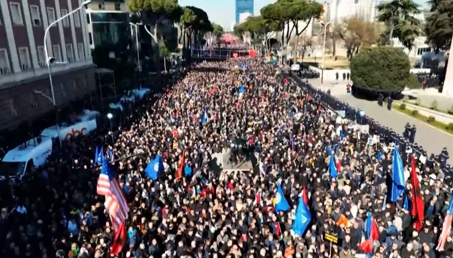 zbardhen skenaret e 20 shkurtit a do te jete neser berisha ne proteste