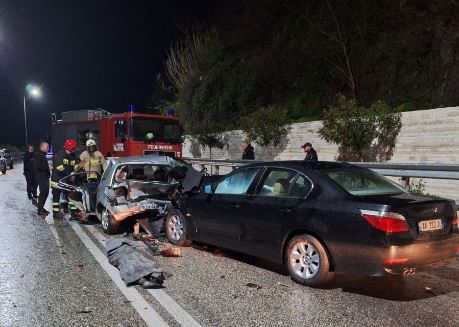 aksidenti me 4 te vdekur ne mallakaster arrestohet drejtuesi i bmw se