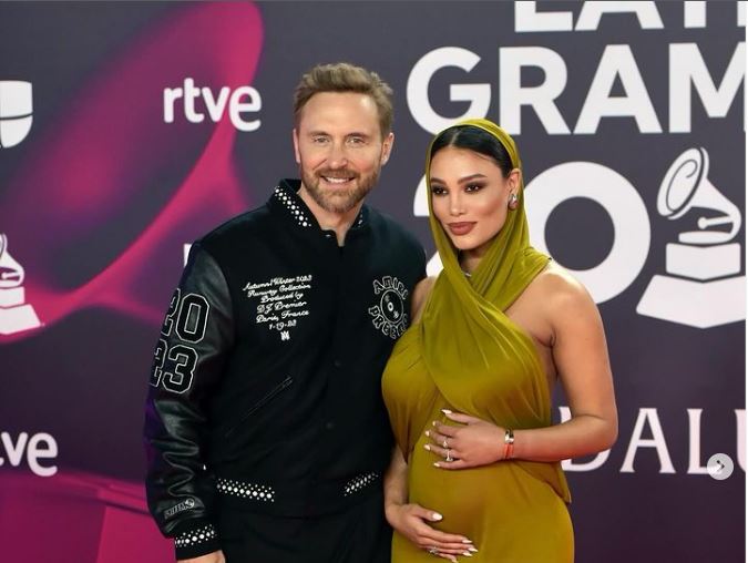 David Guetta bëhet sërish baba, ndan foton familjare dhe zbulon emrin e bebit