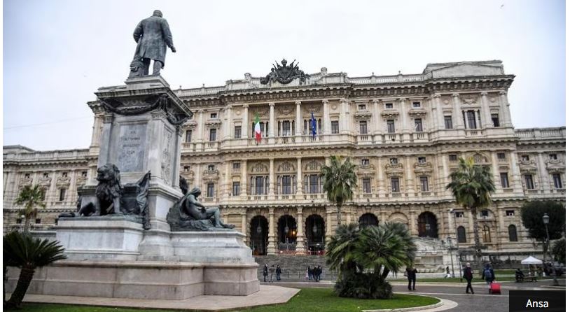 emri vrau pronarin italian se e ngacmoi shqiptarja denohet 8 vite burg