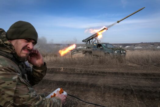 John Kirby: Zelensky nuk ka kërkuar që trupat amerikane të jenë në terren në Ukrainë