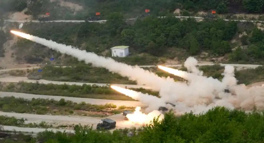 Kërcënimet bërthamore nga Pheniani, SHBA-ja dhe Koreja e Jugut nisin stërvitje të mëdha ushtarake