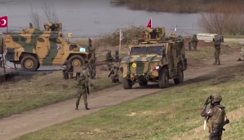 kercenimi rus polonia blen granatahedhes suedeze kunder tankeve