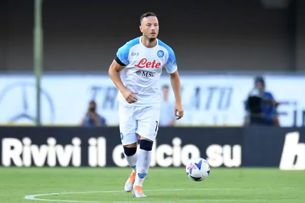 napoli ankth per rrahmanin situata me lojtarin