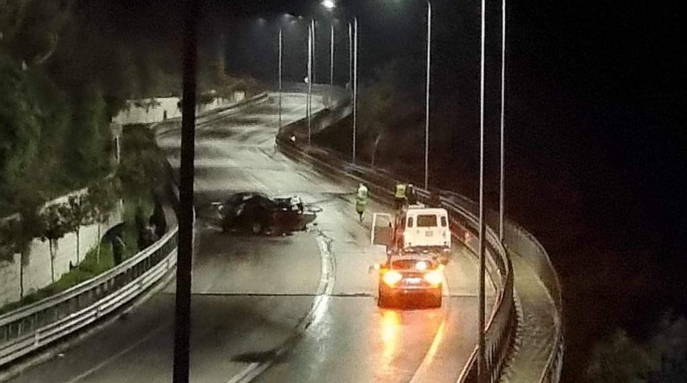 shoferi benz it humbi drejtimin e mjetit dhe doli ne korsine e kundert si ndodhi aksidenti ne tepelene qe i mori jeten kater personave