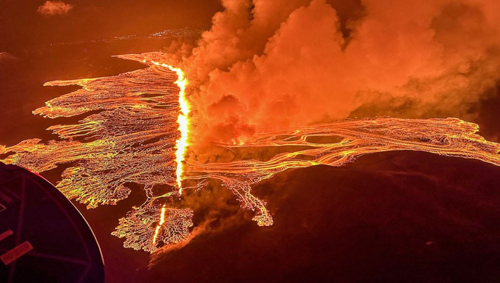 Shpërthen vullkani në Islandë/ Meteorologët paralajmërojnë: Lava mund të derdhet në Atlantikun e Veriut