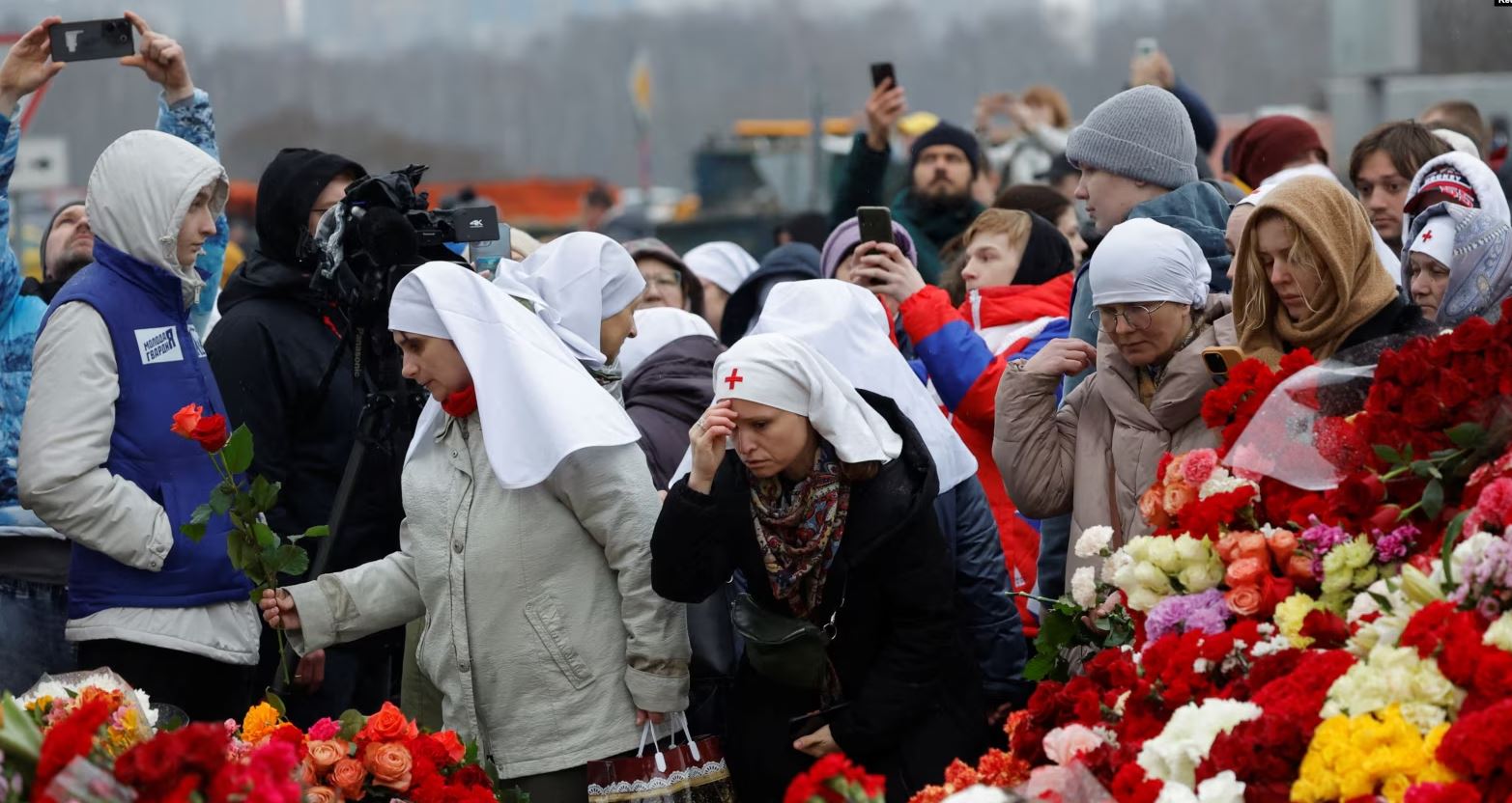 Sulmi terrorist me 137 të vdekur, mes viktimave 3 ishin fëmijë