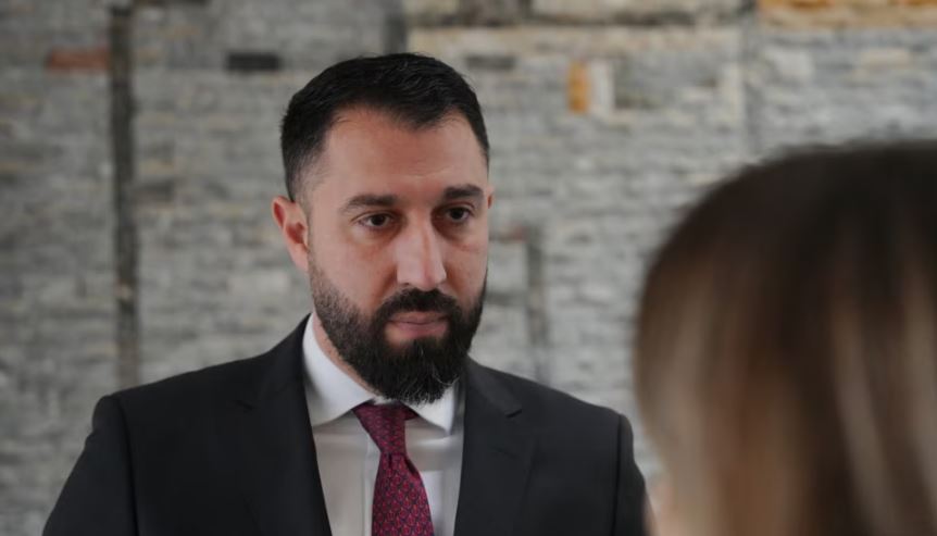 Krasniqi: Lista Serbe dëshiron të ketë monopol mbi politikën e serbëve në Kosovë