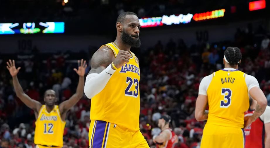 nba nis faza play in lakers kualifikohen ne cerekfinale te play off it eliminohen warriors