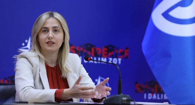 nderhyrja e rames te rai3 ne komisionin e medias spiropali paralajmeroi refuzim te kerkeses zhupa i pergjigjet mazhoranca e frikesuar dhe ne hall