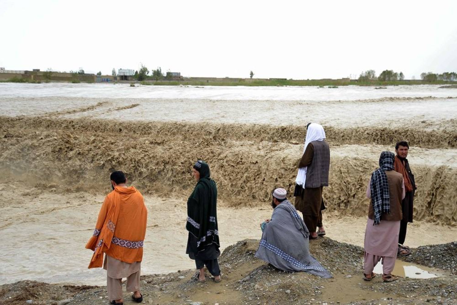 Të paktën 33 të vdekur në Afganistan si pasojë e reshjeve të dendura të shiut