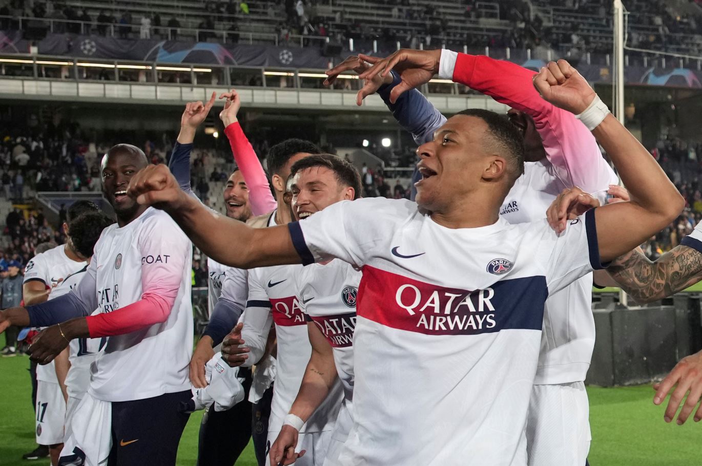 triplete dhe lamtumire paris mbappe largohet nga psg si hero