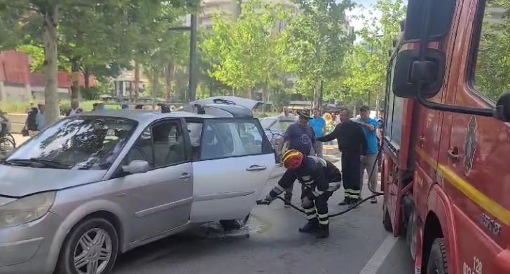 video perfshihet nga flaket makina ne vlore shpetojne mrekullisht anetaret e nje familje ja cfare dyshohet