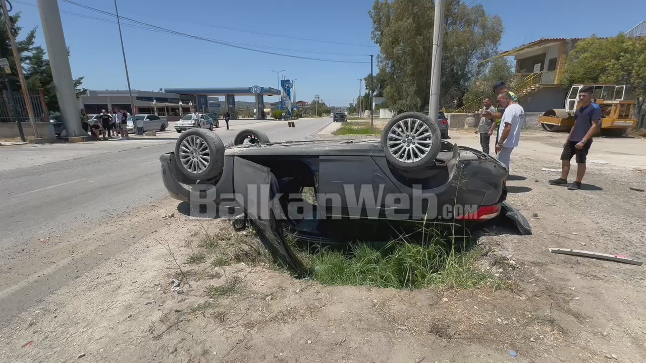 aksident ne aksin fier patos audi perplaset me ford in perfundojne ne spital disa persona