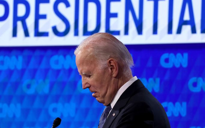 dalja ne pension eshte e nevojshme presidentit joe biden i kerkohet te terhiqet nga gara pas debatit presidencial me donald trump