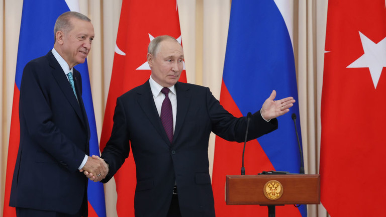 erdogan planifikon takimin me putin diskutime per ukrainen dhe dergesat e grurit ne detin e zi