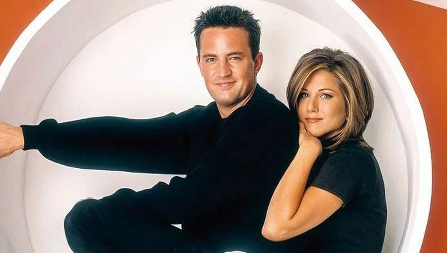 Jennifer Aniston s’e pranon ende vdekjen e Matthew Perry-t