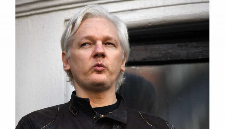 krijuesi i wikileaks u lirua nga qelia kryeministri i australise duam qe julian assange te kthehet ne shtepi