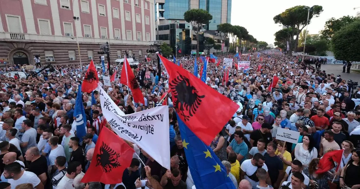 protesta kombetare e pd opozita njofton se tubimi para kryeministrise do te mbahet ne 11 korrik