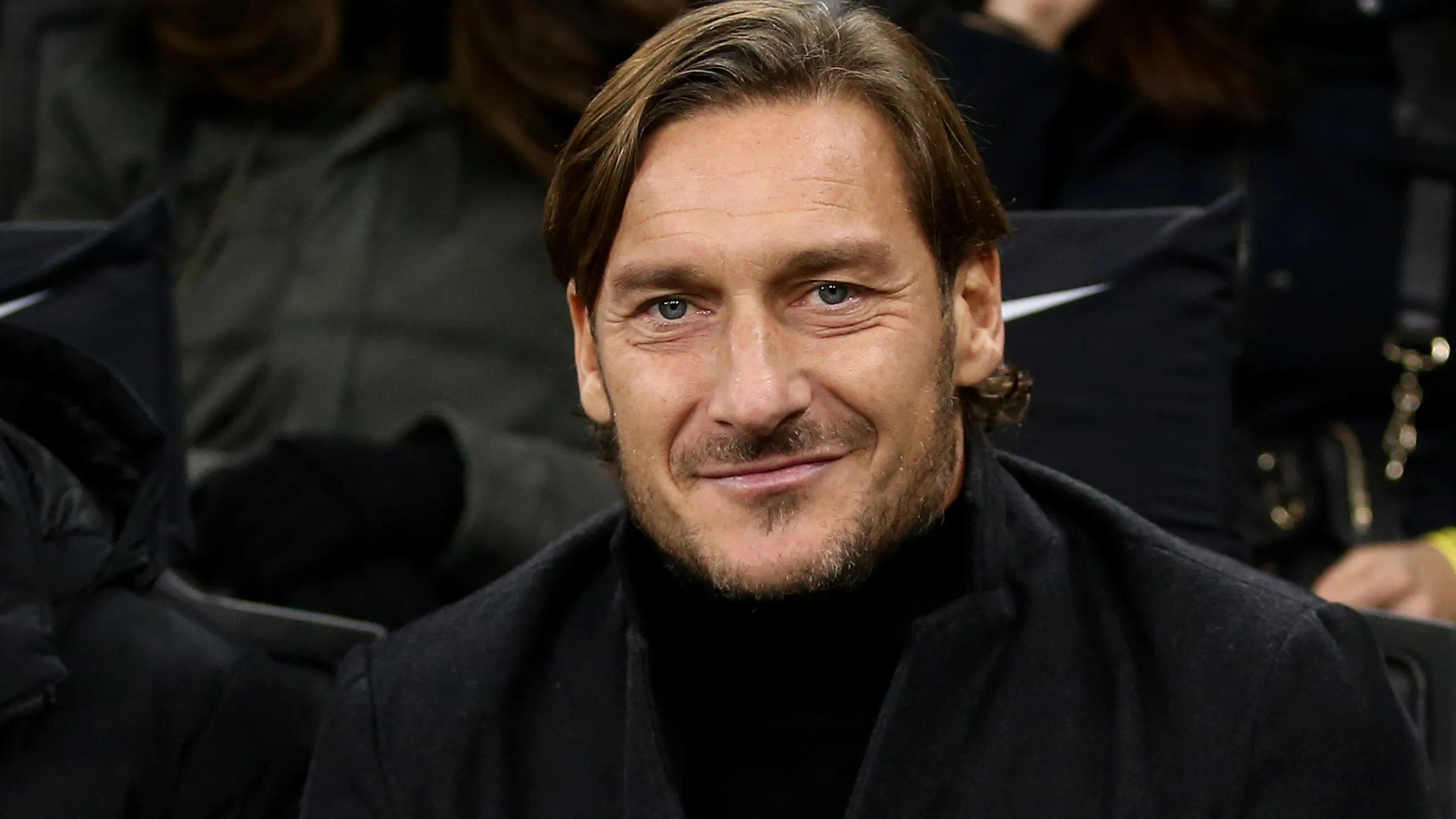 totti i thur elozhe scamacces sulmues i madh nje bishe fizikisht