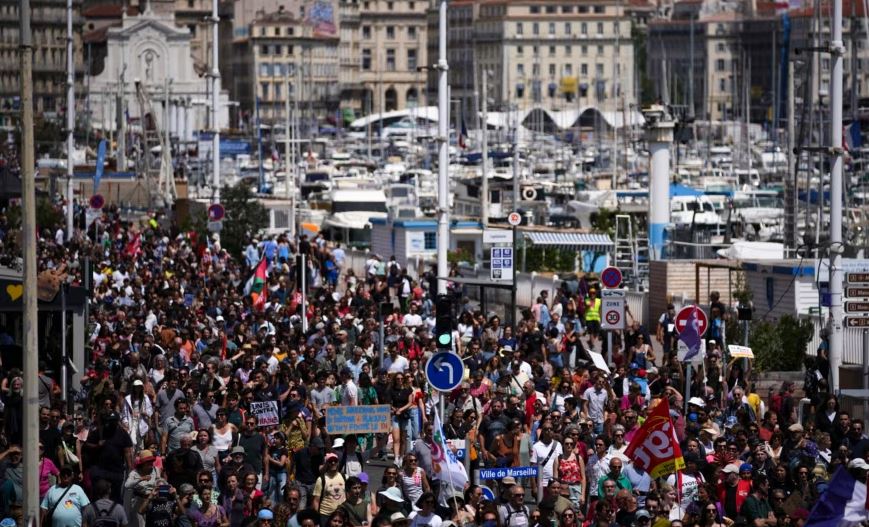 voa france proteste kunder te djathtes ekstreme perpara zgjedhjeve parlamentare