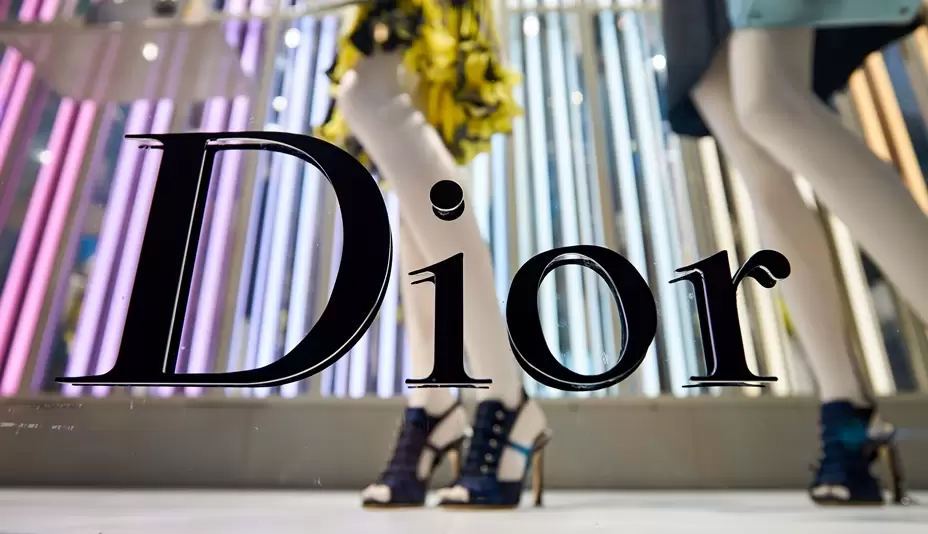 armani dhe dior nen hetim per shkelje te ligjit per mbrojtjen e konsumatoreve