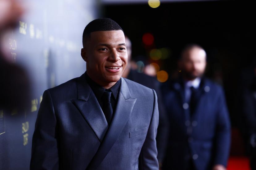 biznesmeni mbappe sulmuesi gati te bleje klubin francez