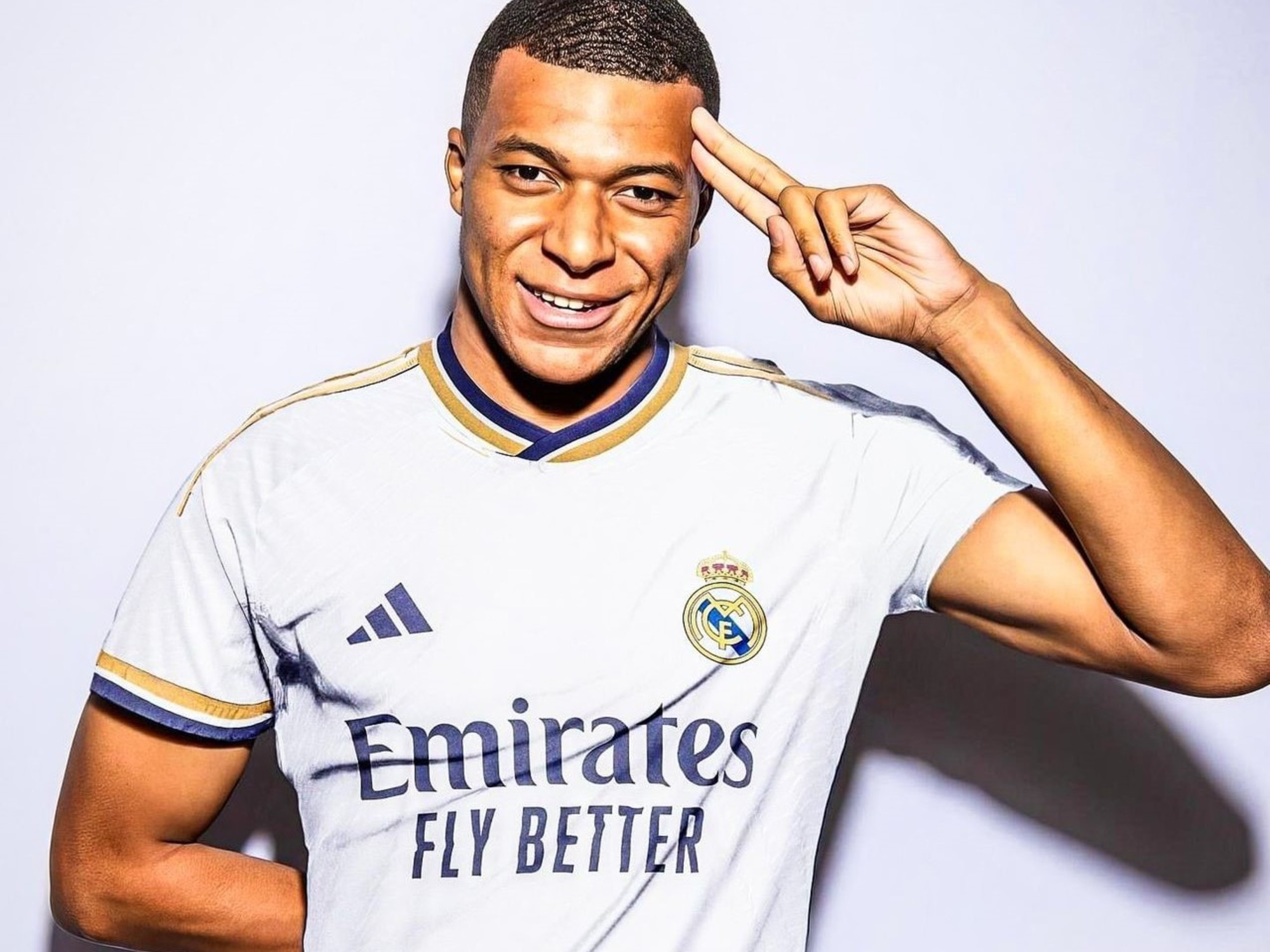 dita e mbappe ylli francez prezantohet sot zyrtarisht ne bernabeu