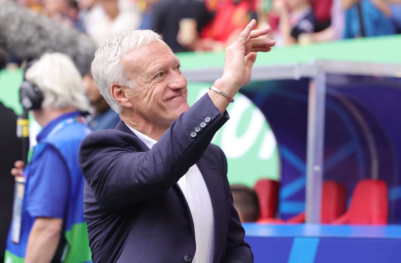 e ardhmja e didier deschamps franca merr vendimin per trajnerin