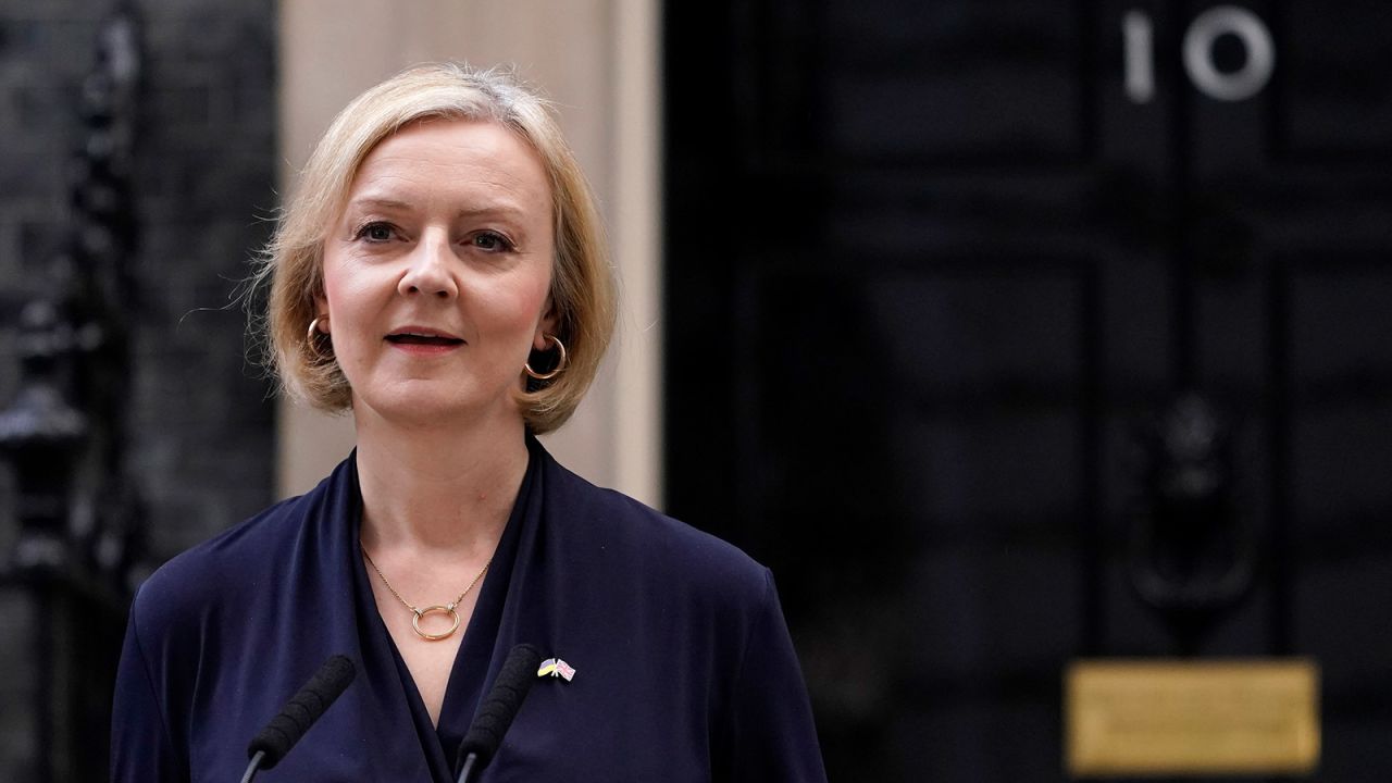 e paprecedente tjeter goditje per konservatoret ish kryeministrja britanike liz truss humbet vendin e saj ne parlament