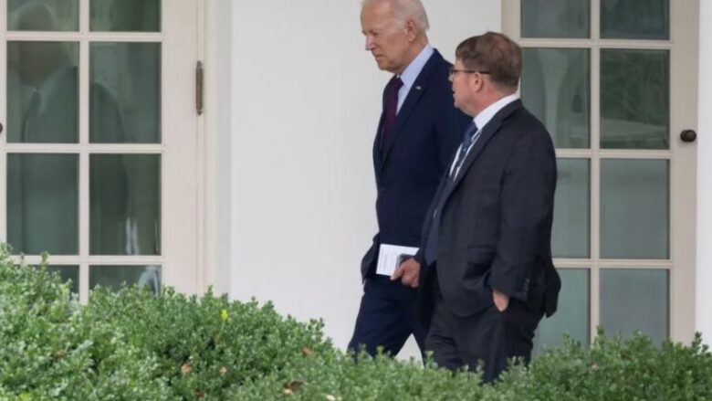 flet mjeku i joe biden ndersa thashethemet mbi gjendjen e shendetit neurologjik te presidentit vazhdojne