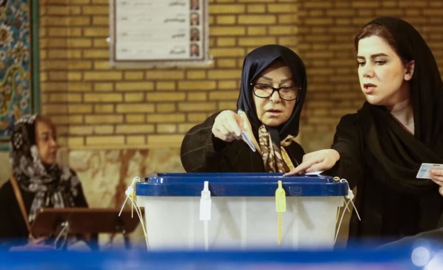 gara per zevendesimin e ish presidentit raisi me shume se 60 e iranianeve nuk votuan cfare ndikoi ne bojkotin e procesit