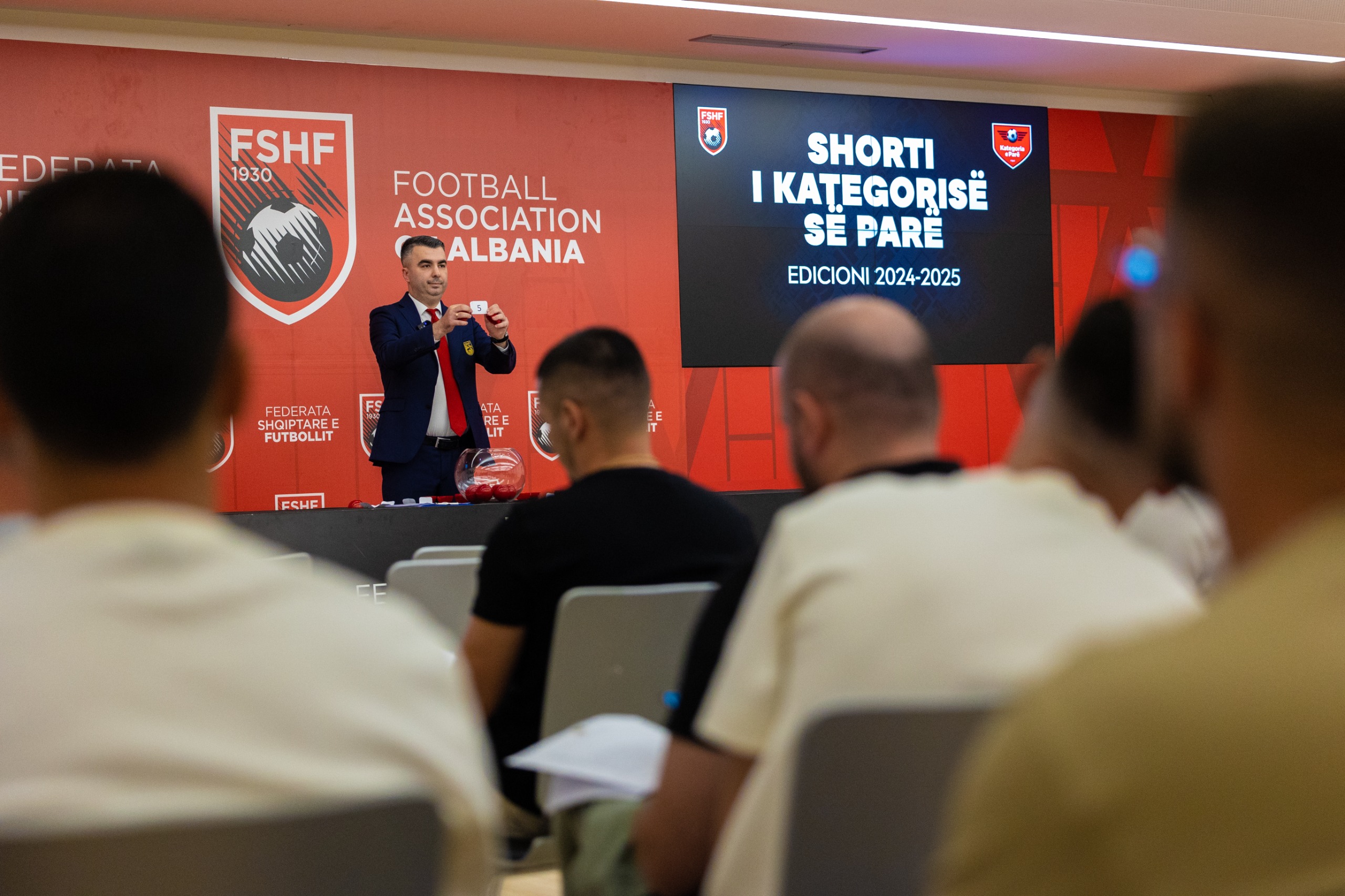 kategoria e pare zbardhet kalendari i edicionit futbollistik 2024 2025